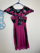 Load image into Gallery viewer, Wine Slip w/ Collar
